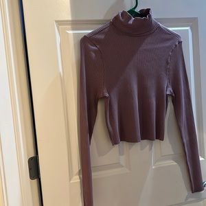 Brand new ribbed turtleneck - great fall staple